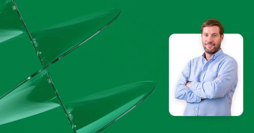 Ejecutivo de SMI en anuncio de nueva etapa de la empresa